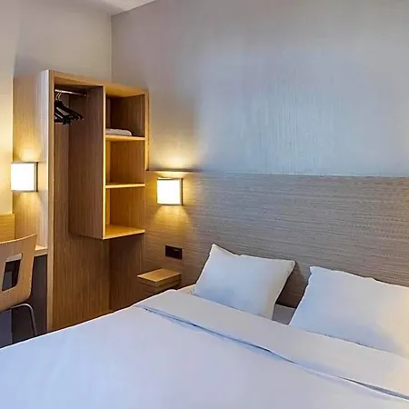 Hotel Ouest 2*