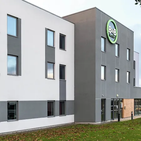 Ouest Hotel 2*