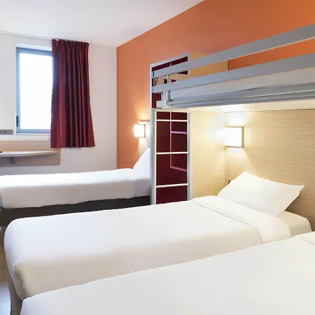Hotel Ouest 2*