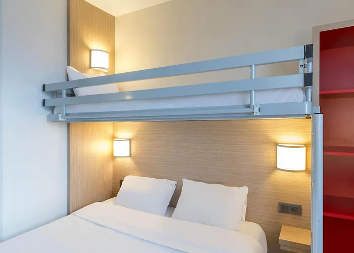 Ouest Hotel Laval (Mayenne)