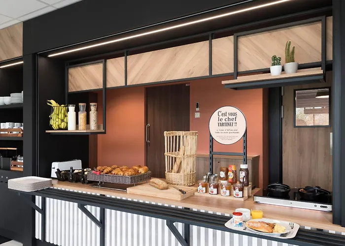 Ouest Hotel Laval (Mayenne)